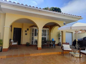 Villa in La Barrosa - 700m from the beach